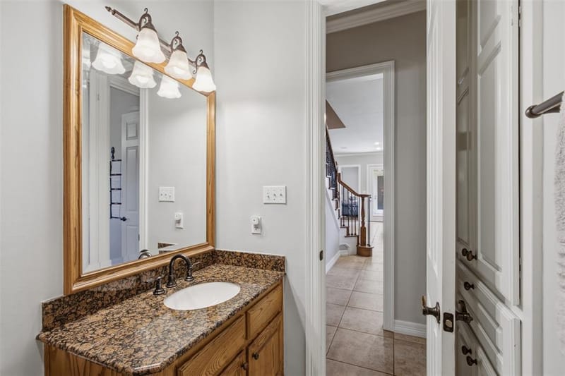 9204 Hailey Court, North Richland Hills TX 76182 - Photo 16