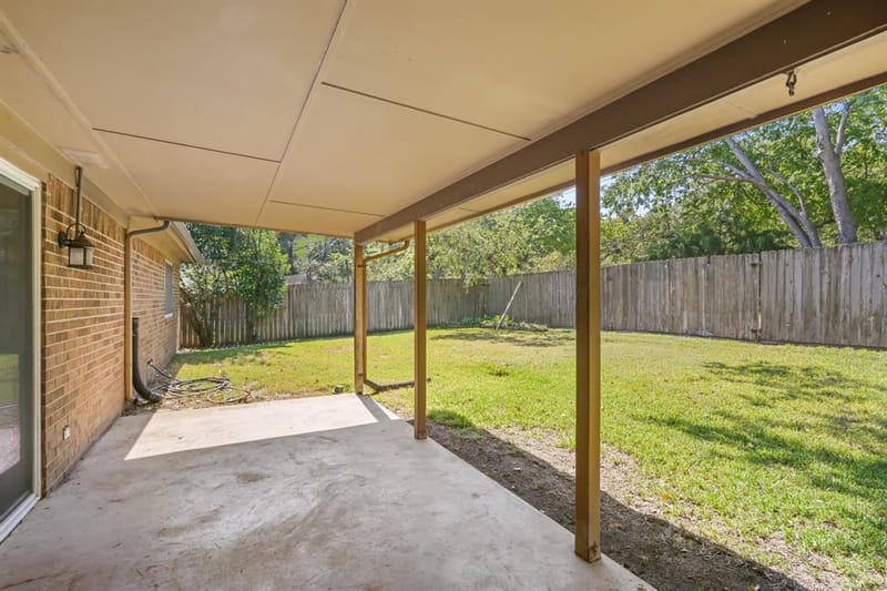 6410 Willow Springs Drive, Arlington TX 76001 - Photo 19