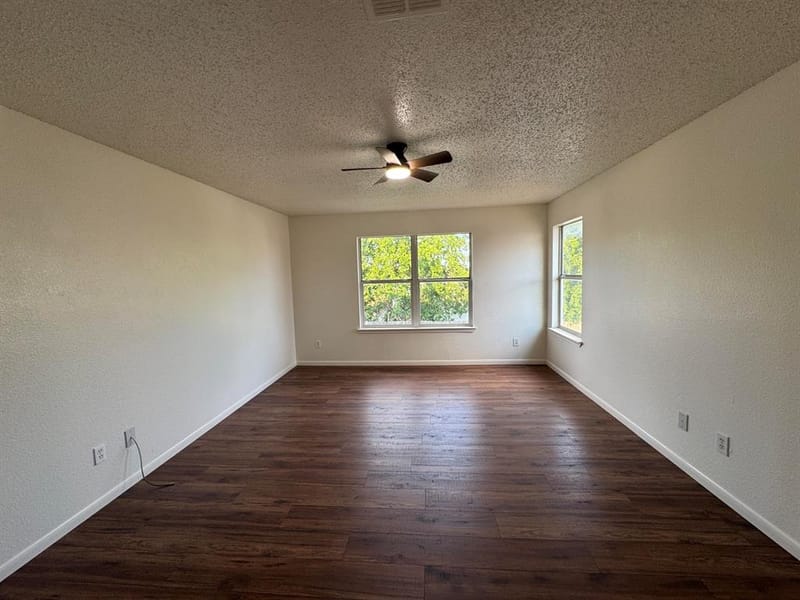7305 Marsland Lane, Arlington TX 76001 - Photo 24