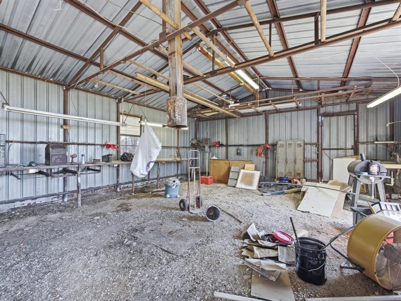 211 Whitehouse Road, Ennis TX 75119 - Photo 32