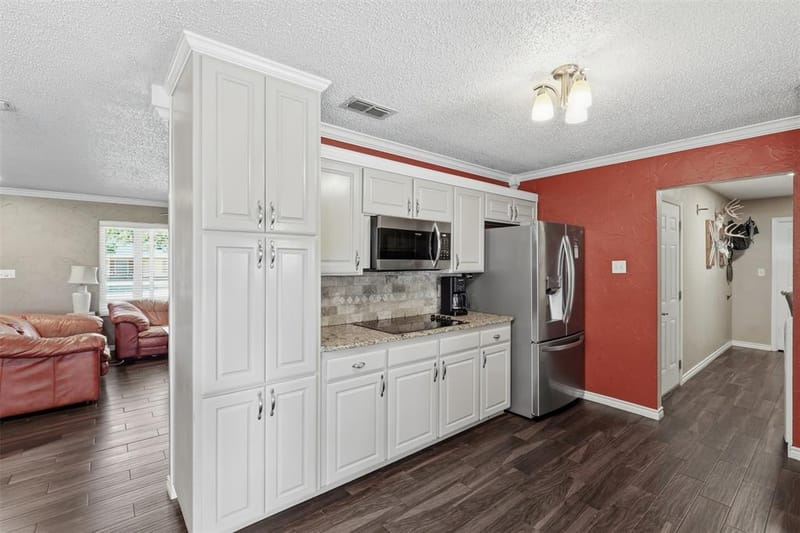 2609 Oaks Drive, Granbury TX 76049 - Photo 17