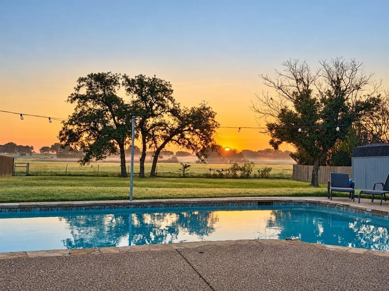 2609 Oaks Drive, Granbury TX 76049 - Photo 38