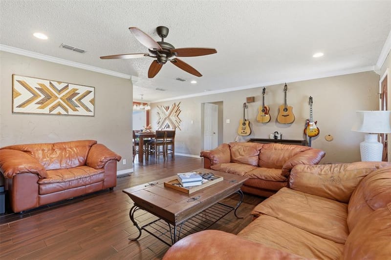 2609 Oaks Drive, Granbury TX 76049 - Photo 8