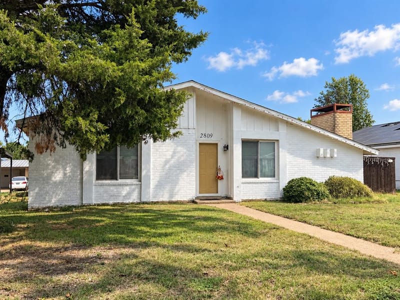 2809 Royalty Drive, Garland TX 75044 - Photo 2