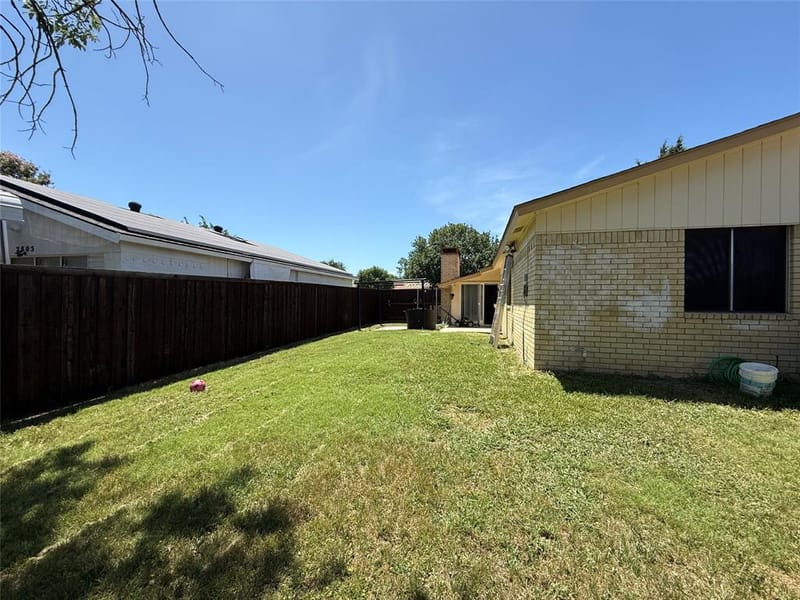 2809 Royalty Drive, Garland TX 75044 - Photo 7