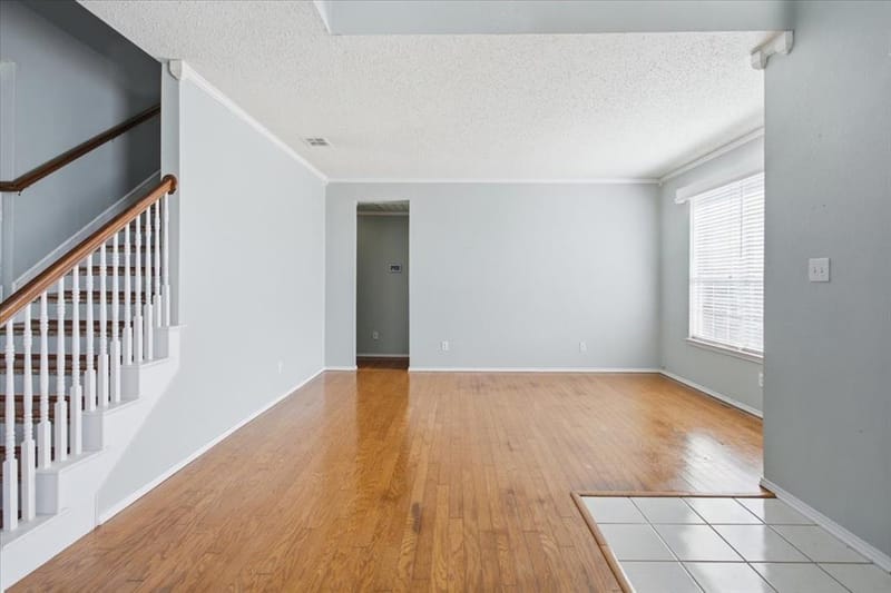204 Newport Drive, Van Alstyne TX 75495 - Photo 6