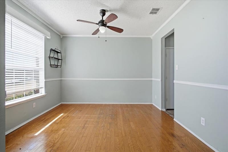 204 Newport Drive, Van Alstyne TX 75495 - Photo 7