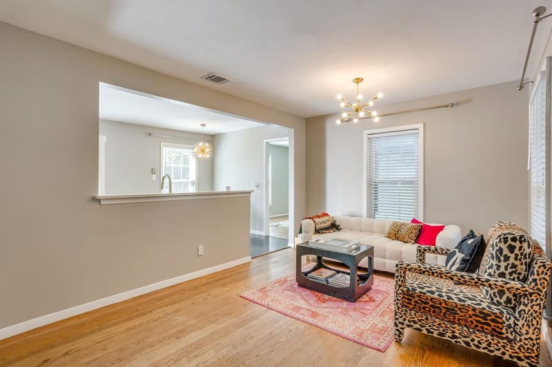 402 Elliott Street, Arlington TX 76013 - Photo 7