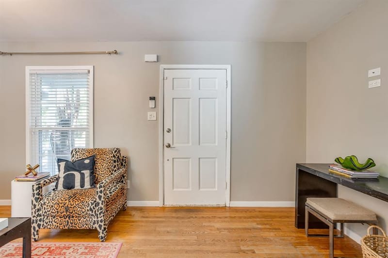402 Elliott Street, Arlington TX 76013 - Photo 5