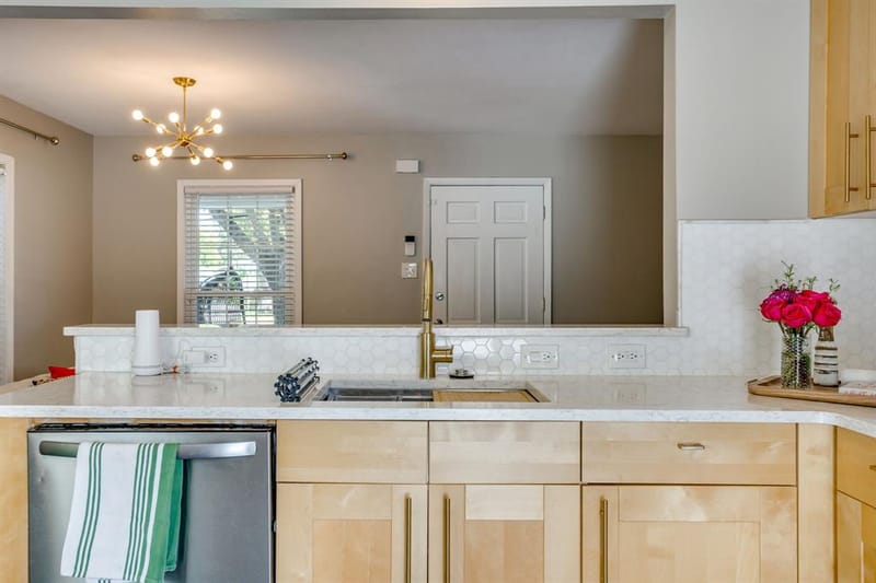 402 Elliott Street, Arlington TX 76013 - Photo 19