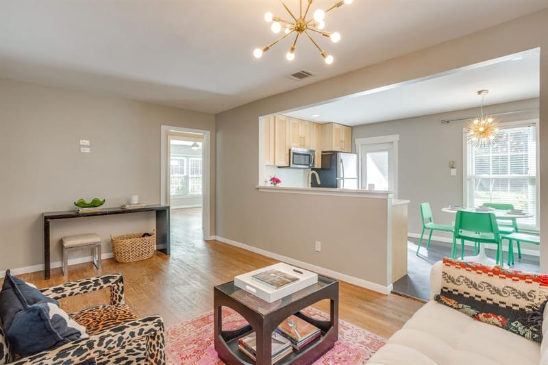 402 Elliott Street, Arlington TX 76013 - Photo 8
