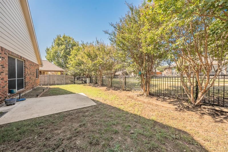 10525 Melrose Lane, Fort Worth TX 76244 - Photo 33