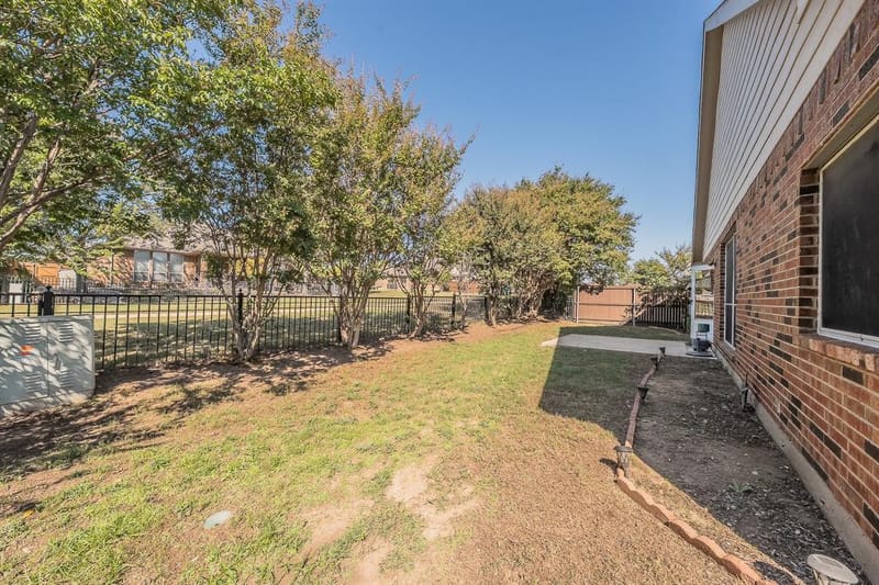 10525 Melrose Lane, Fort Worth TX 76244 - Photo 35