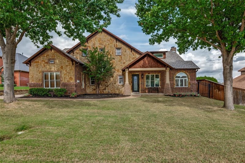 3201 Wildpointe Court, Mansfield TX 76063