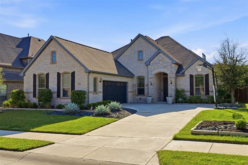 1831 Hainsworth Drive, Rockwall TX 75087 - Photo 2