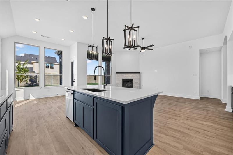 9817 Morning Cloak Drive, Denton TX 76207 - Photo 6