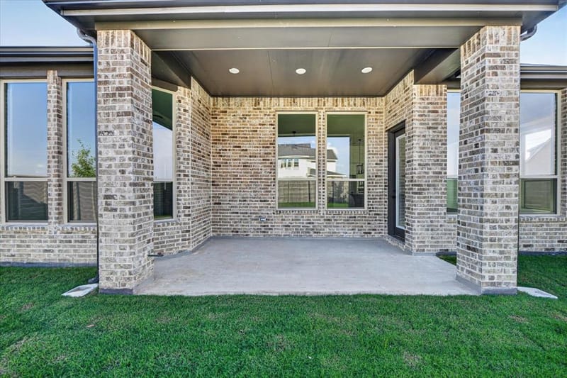 9817 Morning Cloak Drive, Denton TX 76207 - Photo 11
