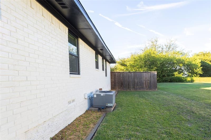 254 Kincaid Street, Van Alstyne TX 75495 - Photo 6
