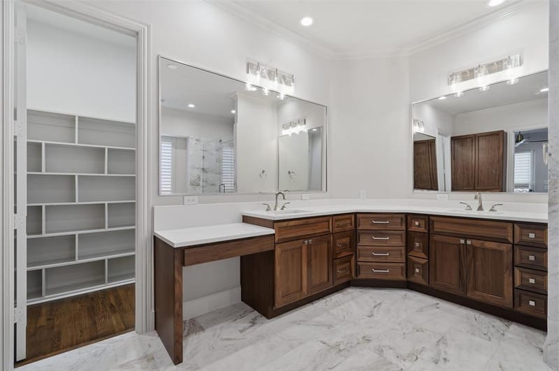 4105 Walnut Meadow Lane, Dallas TX 75229 - Photo 23