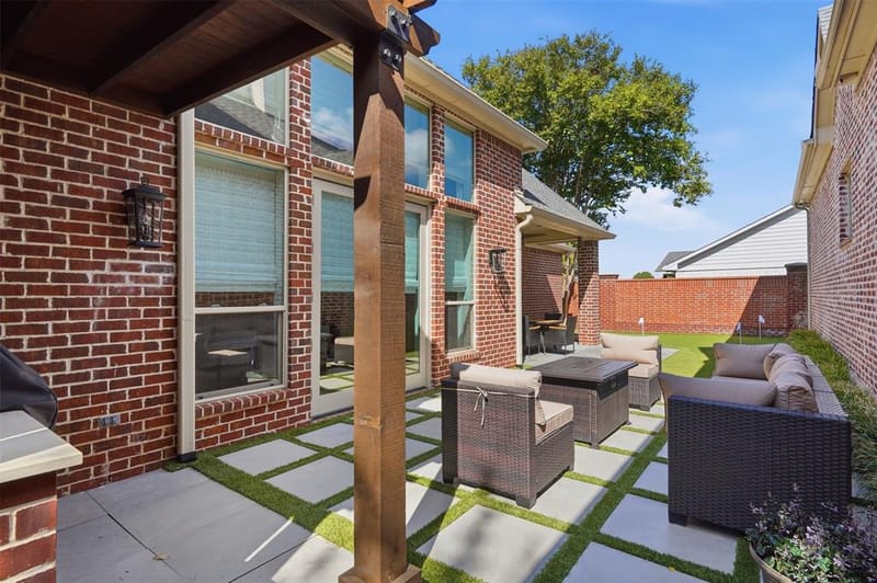 4105 Walnut Meadow Lane, Dallas TX 75229 - Photo 35