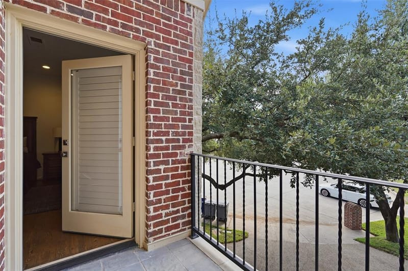 4105 Walnut Meadow Lane, Dallas TX 75229 - Photo 31