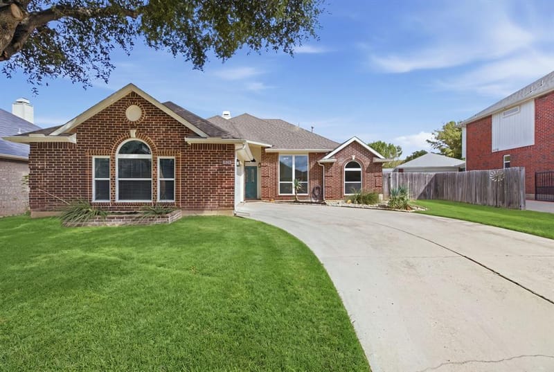 5013 glen springs, Fort Worth TX 76137 - Photo 3