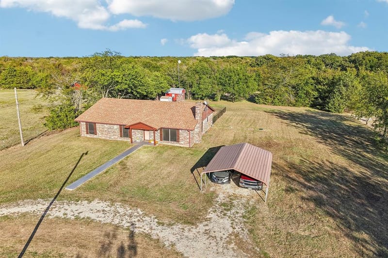 779 County Road 4123, Greenville TX 75401 - Photo 38