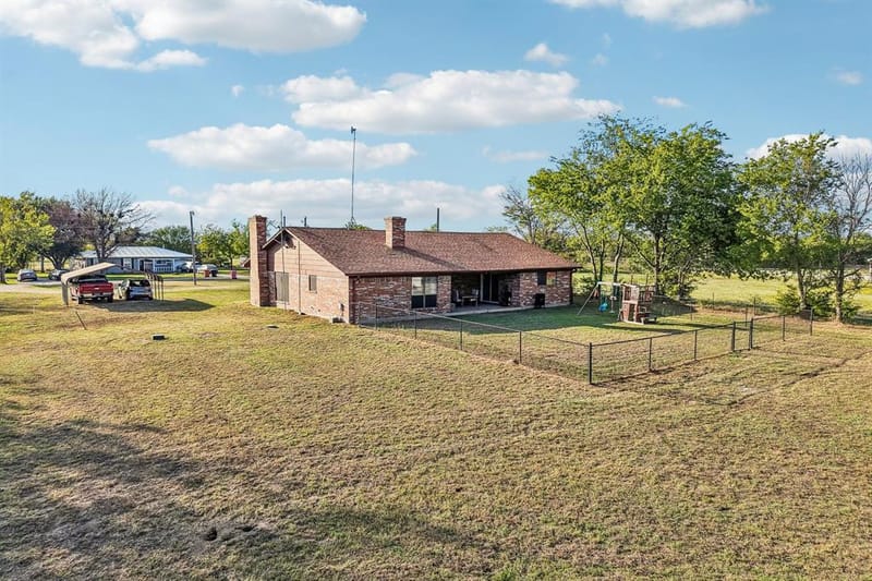 779 County Road 4123, Greenville TX 75401 - Photo 31