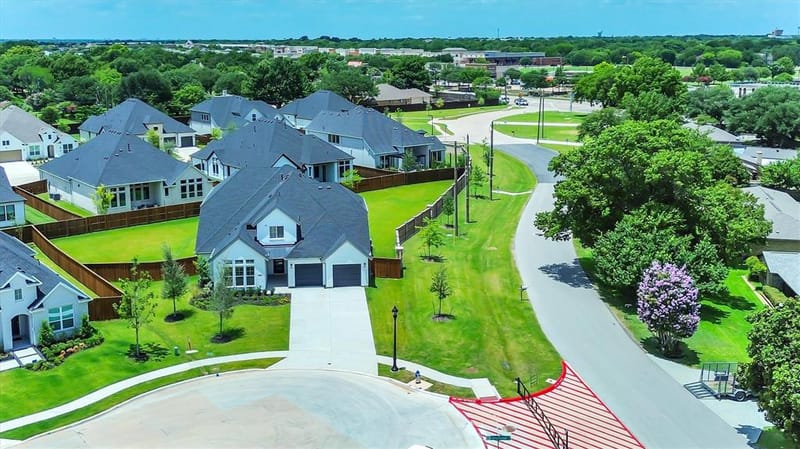 115 Cottonwood Court, Murphy TX 75094 - Photo 2