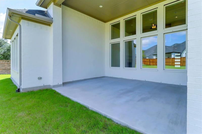 115 Cottonwood Court, Murphy TX 75094 - Photo 9
