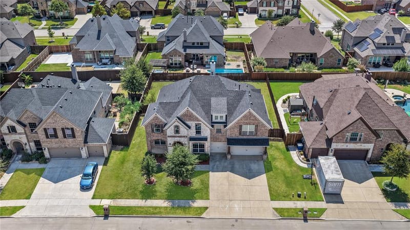 2224 Hideaway Pointe Drive, Little Elm TX 75068 - Photo 2