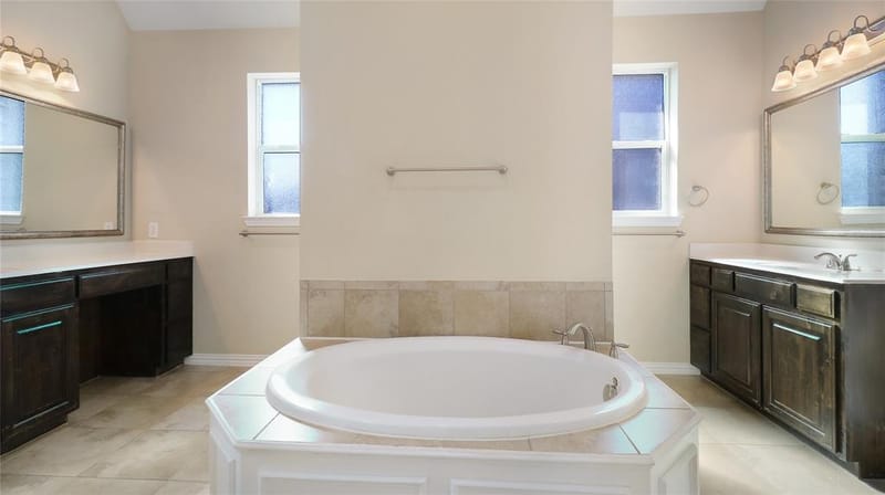 2224 Hideaway Pointe Drive, Little Elm TX 75068 - Photo 20