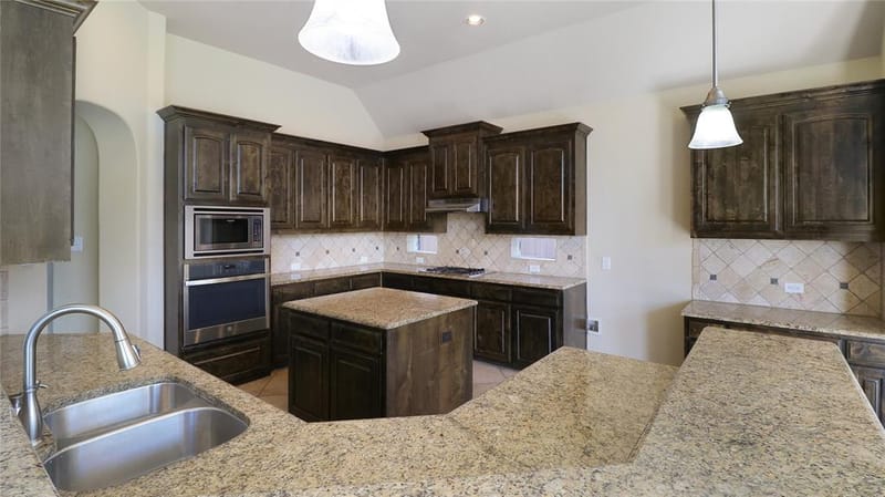 2224 Hideaway Pointe Drive, Little Elm TX 75068 - Photo 14