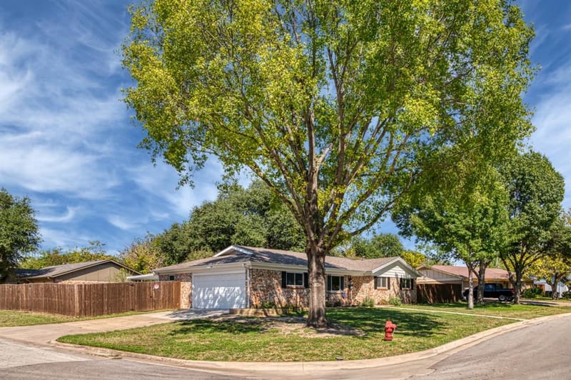 7601 Noreast Drive, North Richland Hills TX 76180