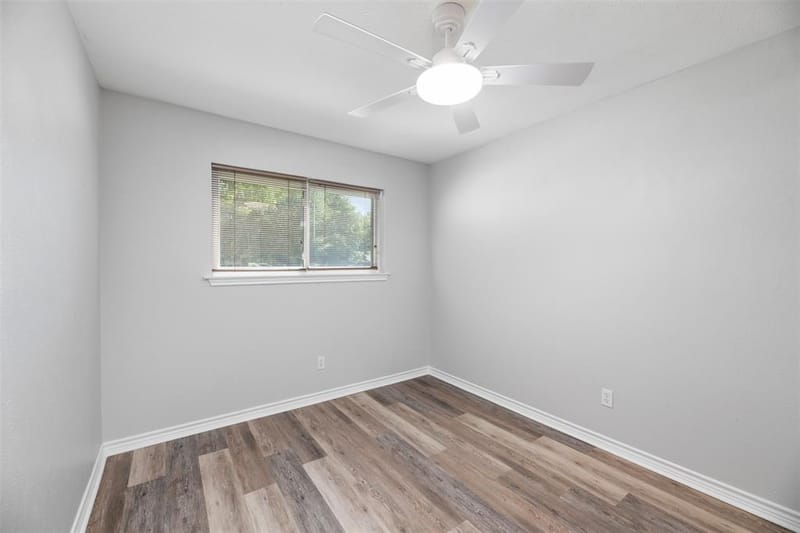 7601 Noreast Drive, North Richland Hills TX 76180 - Photo 14