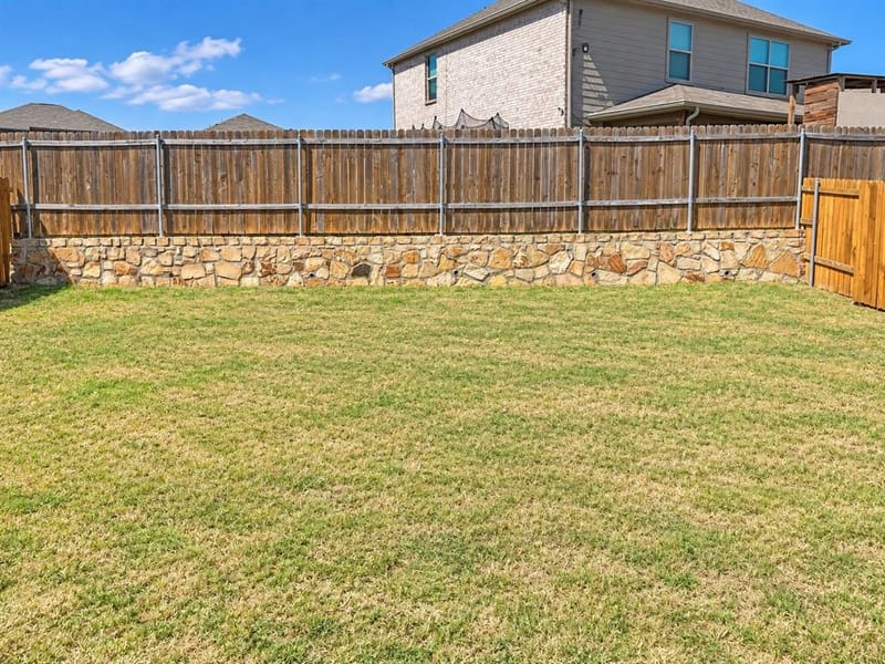 220 Drifter Drive, Newark TX 76071 - Photo 33