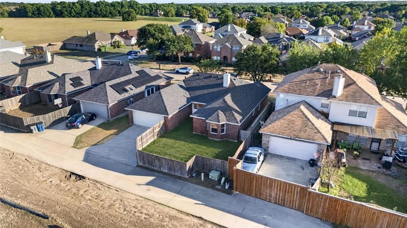 2221 Bridle Path Drive, Lancaster TX 75146 - Photo 36