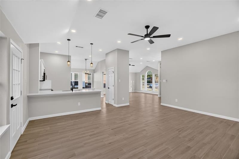2221 Bridle Path Drive, Lancaster TX 75146 - Photo 11