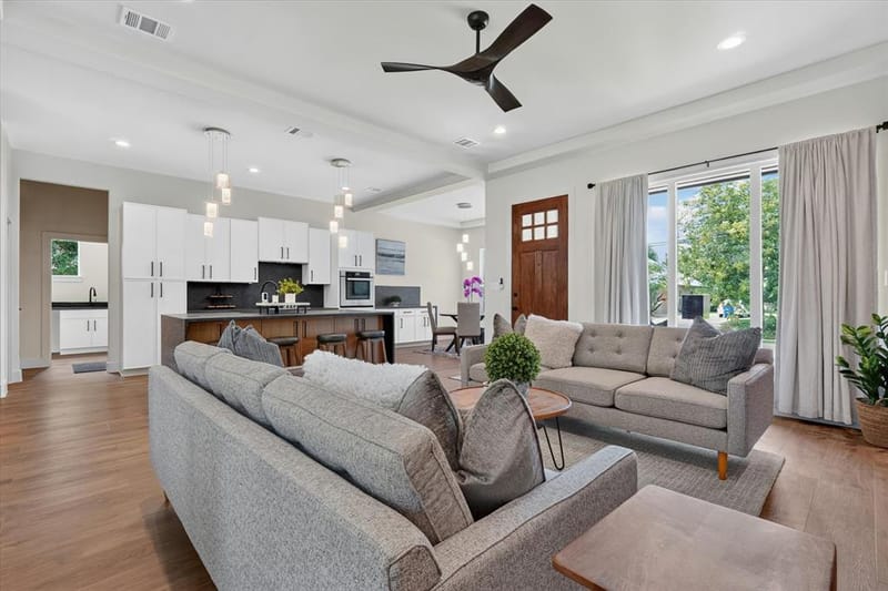 3210 Carpenter Avenue, Dallas TX 75215 - Photo 12