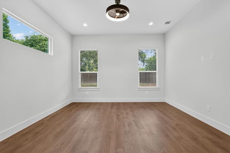 3210 Carpenter Avenue, Dallas TX 75215 - Photo 22