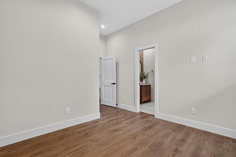 3210 Carpenter Avenue, Dallas TX 75215 - Photo 32