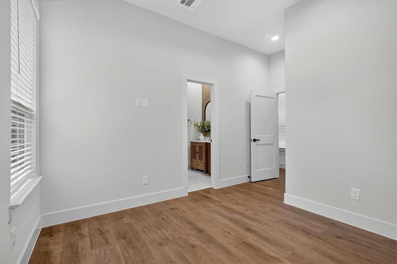 3210 Carpenter Avenue, Dallas TX 75215 - Photo 28