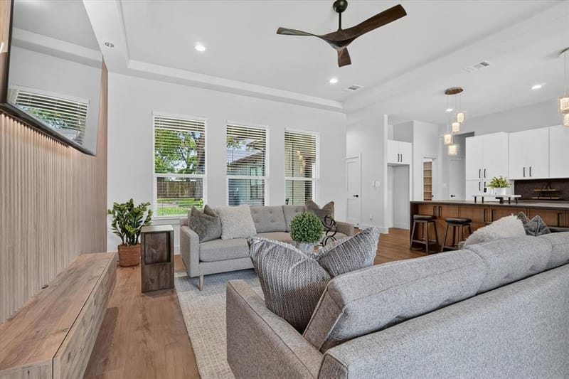 3210 Carpenter Avenue, Dallas TX 75215 - Photo 11