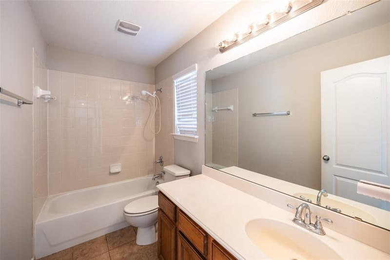 1815 Bridgeport Drive, Providence Village TX 76227 - Photo 32