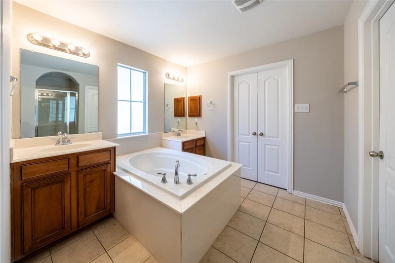 1815 Bridgeport Drive, Providence Village TX 76227 - Photo 18