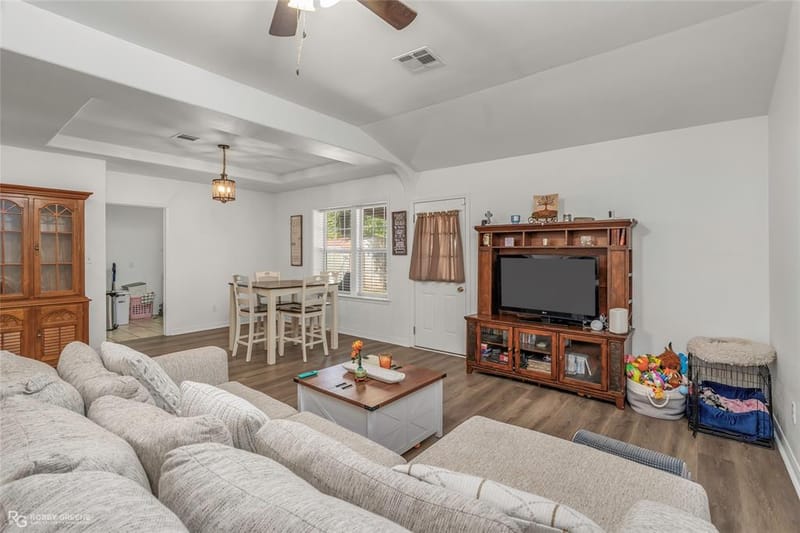 2611 Plantation Drive, Bossier City LA 71111 - Photo 2