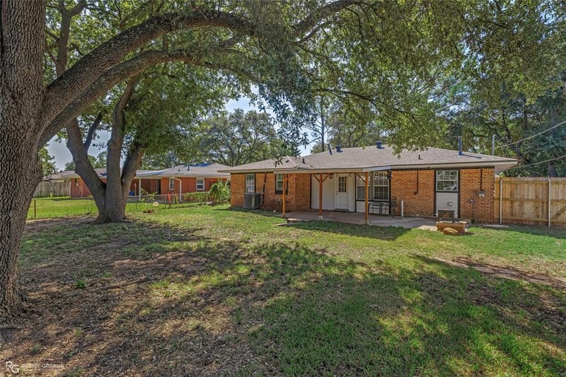 2611 Plantation Drive, Bossier City LA 71111 - Photo 17