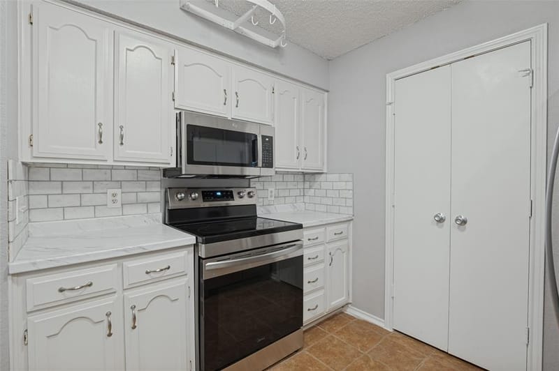 605 Reeves Lane, Kennedale TX 76060 - Photo 17