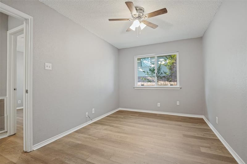 605 Reeves Lane, Kennedale TX 76060 - Photo 20