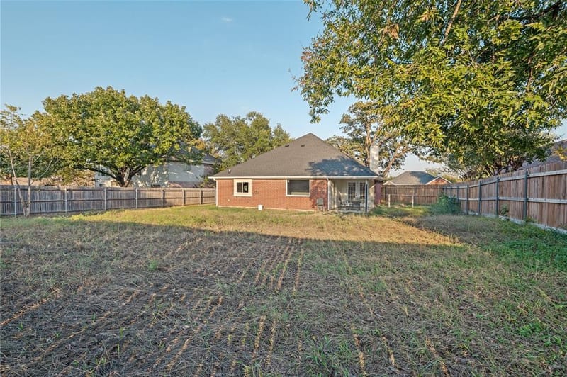 605 Reeves Lane, Kennedale TX 76060 - Photo 30